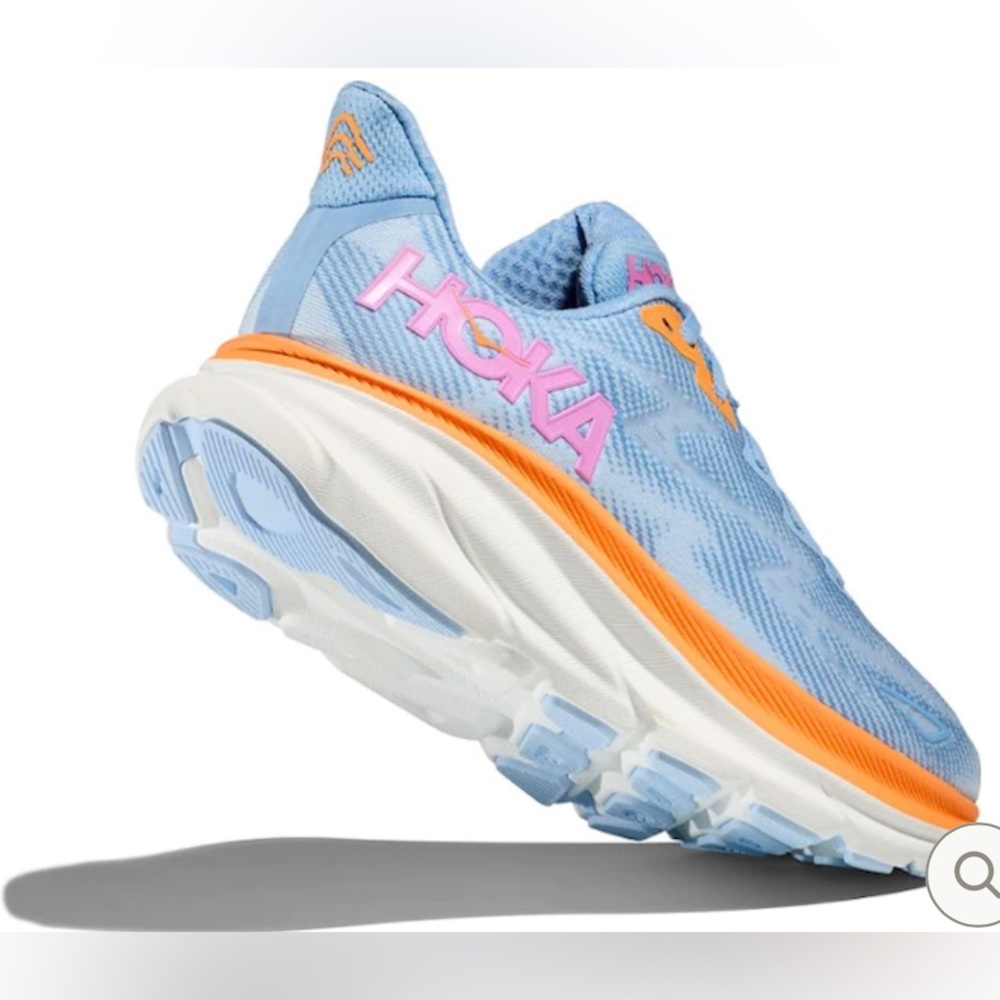 HOKA Clifton 9 Road-Running Shoes - Women's | Size 9